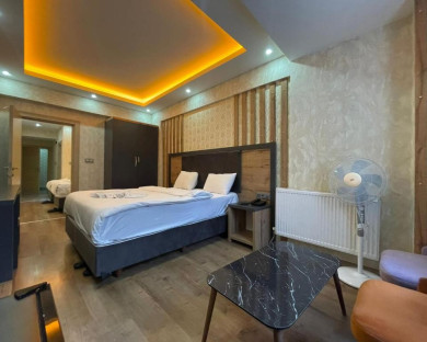 07 اتاق هتل 3 ستاره پرا وایت وان Pera White Hotel Van.jpg