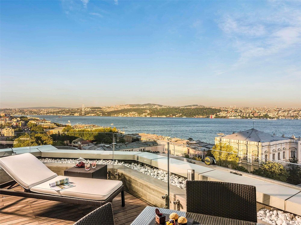 03-نمای-اتاق-هتل-5-سوئیس-اوتل-استانبول-Room-Hotel-5-Swiss-Istanbul.jpg