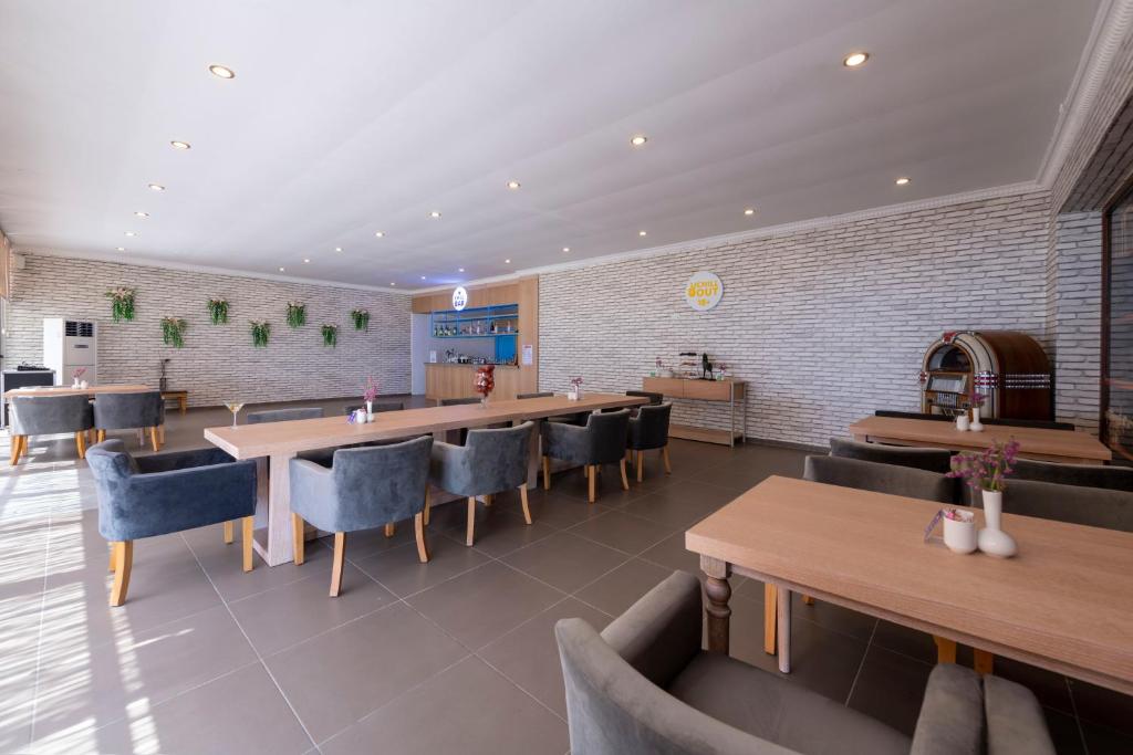 33-رستوران-هتل-5-ستاره-لوکسیا-کامفورت-ریزورت-کمر- Loxia-Comfort-Resort-Kemer-Hotel-Restaurant.jpg