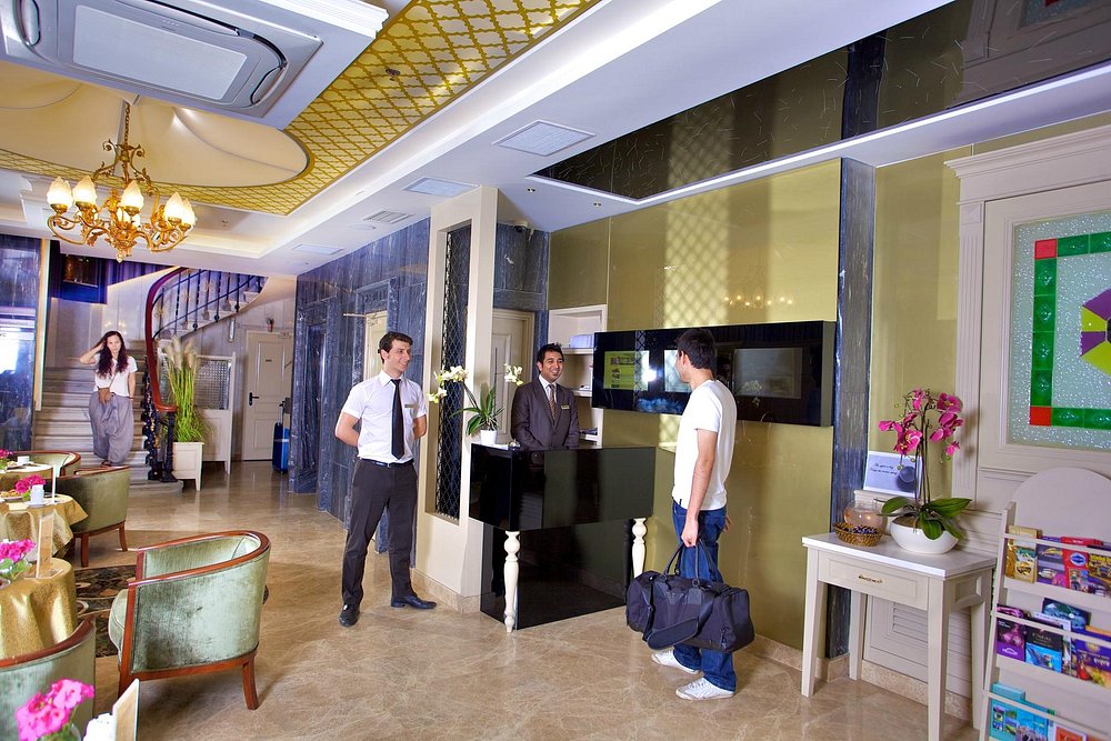 01-نمای-پذیرش-هتل-3-ستاره-استار-استانبول-Reseption-Hotel-3-Setare-Taksim-Star-_Istanbul.jpg