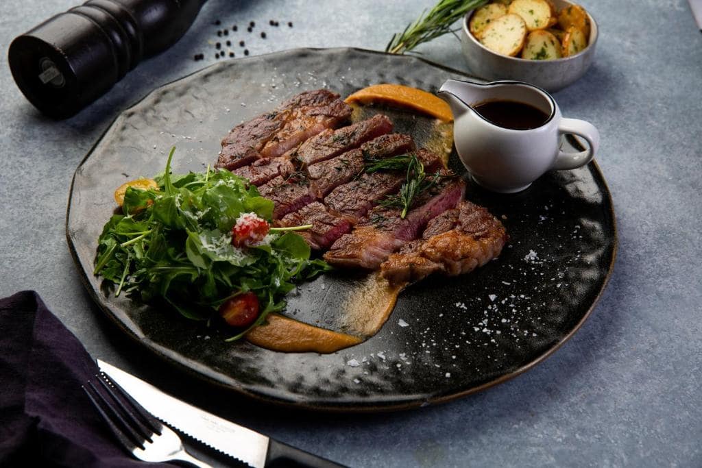 42-غذای-هتل-5-ستاره-البندر-روتانا-کریک-دبی- Al-Bandar-Rotana-Dubai-Creek-Food.jpg