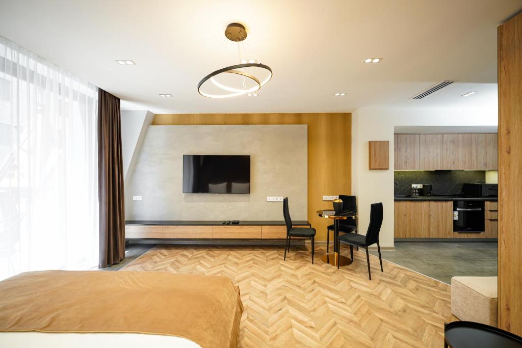 59 اتاق هتل 4 ستاره هایاسا ایروان ارمنستان Hayasa Hotel Yerevan.jpg