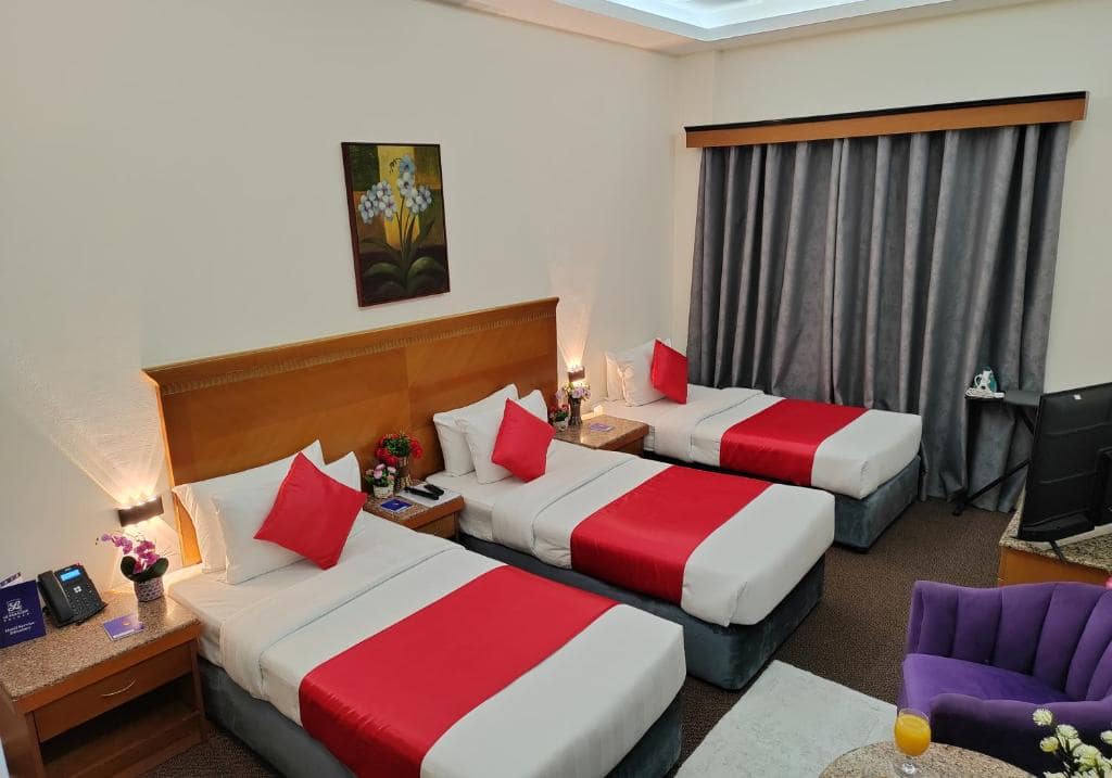 05-اتاق-خواب-هتل-3-ستاره-لی-پارادایس-پالاس-دبی- Le-Paradise-Palace-Dubai-Bedroom.jpg