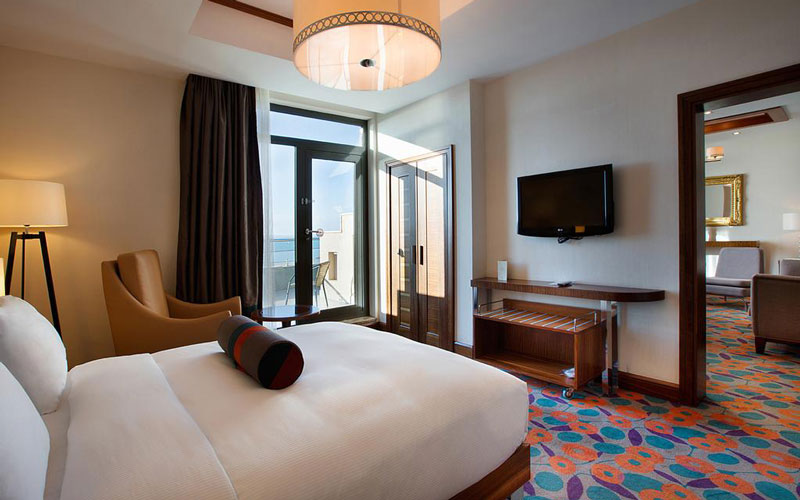 20 اتاق هتل 5 ستاره دابل تری بای هیلتون وان DoubleTree by Hilton Hotel Van.jpg