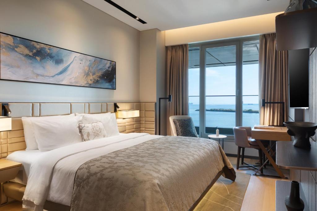 23-اتاق-هتل-جی-دبلیو-ماریوت-مارمارا-سی-استانبول -JW-Marriott-Hotel-Istanbul-Marmara-Sea.jpg