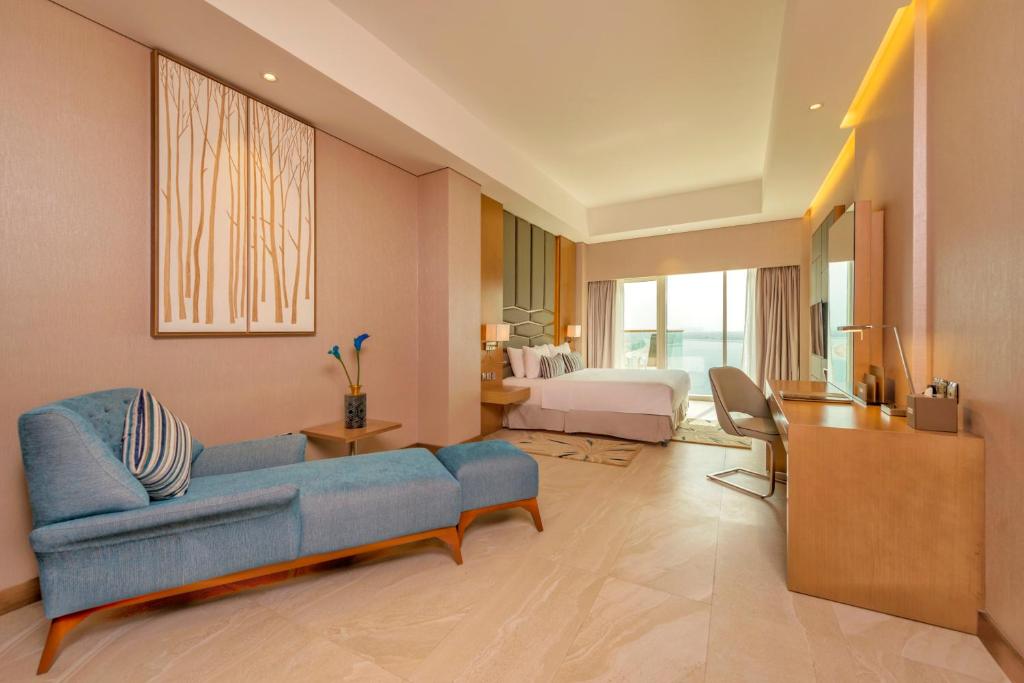 15 اتاق هتل 5 ستاره رویال سنترال د پالم دبی Royal Central Hotel – The Palm.jpg