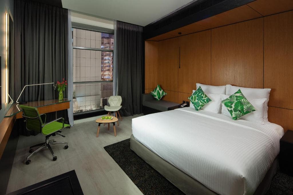 01-اتاق-هتل-4-ستاره-الخوری-اسکای-گاردن-دبی- Al-Khoory-Sky-Garden-Hotel-Dubai-Room.jpg