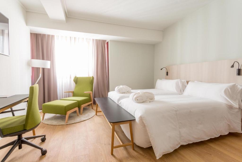 02-اتاق-هتل 4 ستاره آرتیم مادرید Hotel-ARTIEM-Madrid.jpg