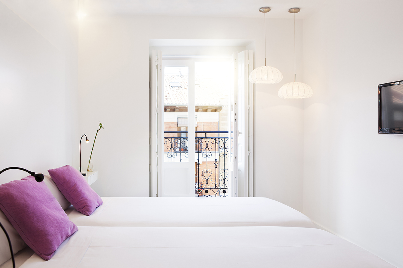 11-اتاق-هتل-دو-ستاره-آرتریپ-مادرید-Artrip-Hotel-Madrid.jpg