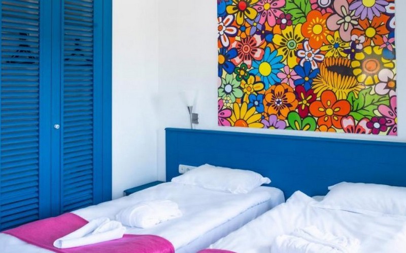 03 اتاق هتل 5 ستاره بدروم هالیدی ریزورت اند اسپا Bodrum Holiday Resort & Spa.jpg