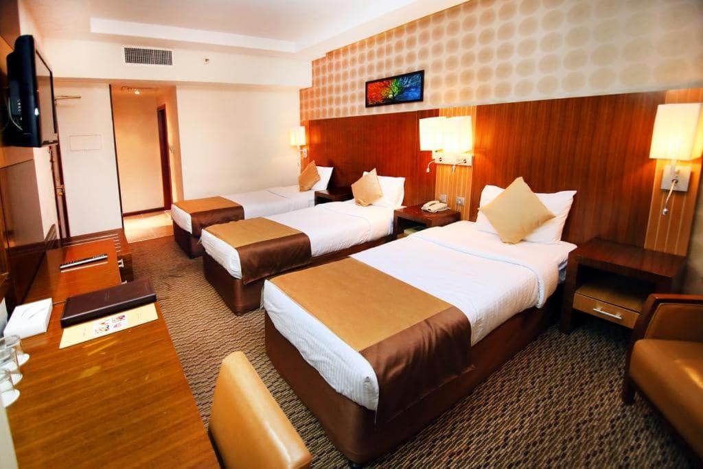15-اتاق-خواب-نمای-هتل-3-سان-اند-سندز-دبی- Sun-And-Sands-Dubai-Bedroom.jpg