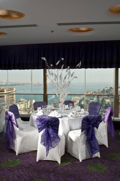 07-رستوران-Taxim-Hill-Hotel-Istanbul-هتل-تکسیم-هیل-استانبول.jpg