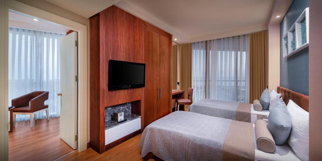 19 اتاق هتل 5 ستاره بایا لارا آنتالیا Baia Lara hotel Antalya.jpg