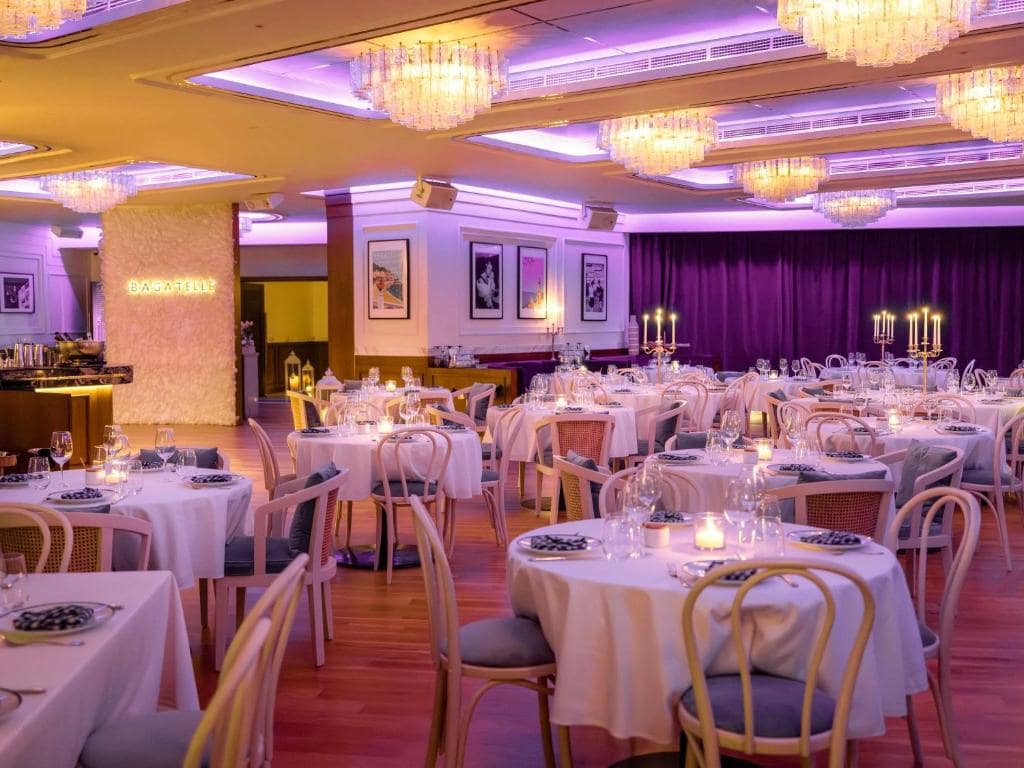 43-رستوران-هتل-5-ستاره-فیرمونت-عجمان-دبی- Fairmont-Ajman-Dubai-View.jpg