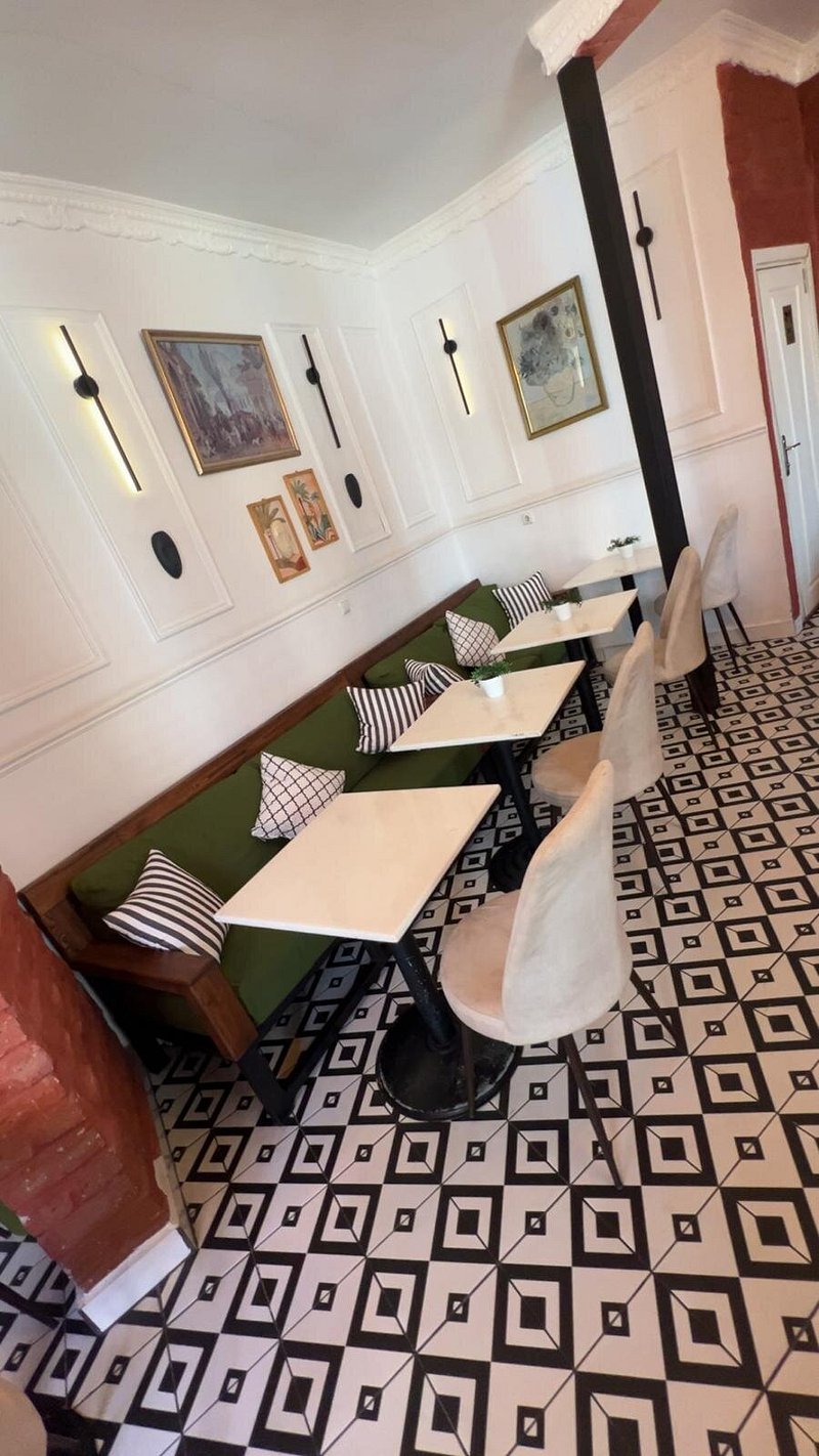هتل-3-ستاره-رستوران-امی-تکسیم-ترکیه-Hotel-4 Setare- Restauran-Emmy-Taksim-Turkiye25.jpg