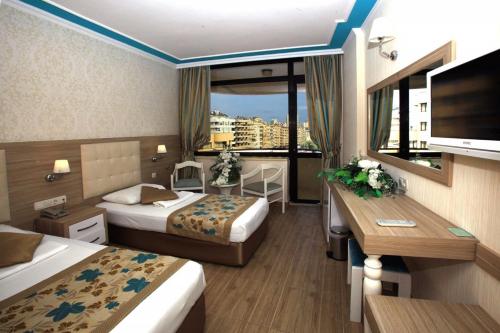 41 اتاق هتل 5 ستاره سندر آنتالیا Cender Hotel Antalya.jpg