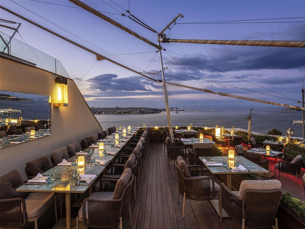 010-غذاخوری-هتل-5-سوئیس-اوتل-استانبول-Dining-Hotel-5-Swiss-Istanbul.jpg