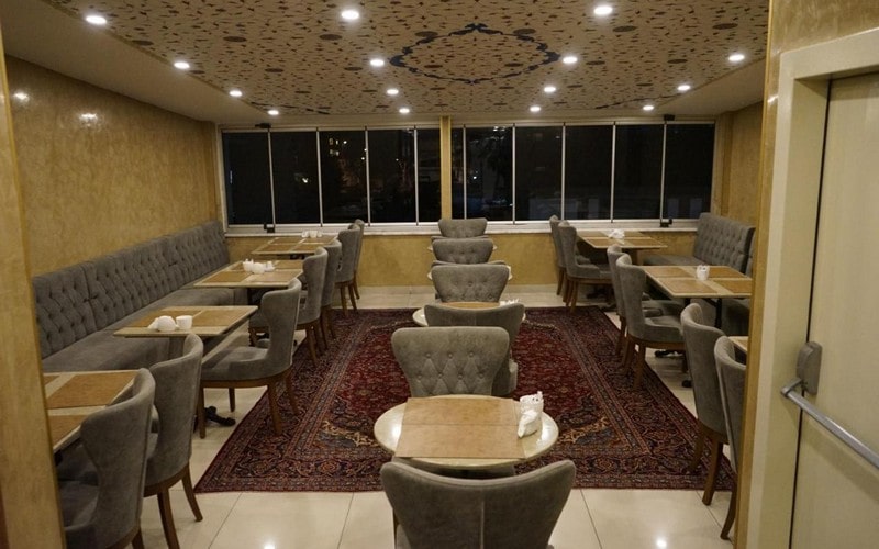 11 رستوران هتل 3 ستاره کواک پرنس استانبول Kucuk Prens Hotel Istanbul.jpg