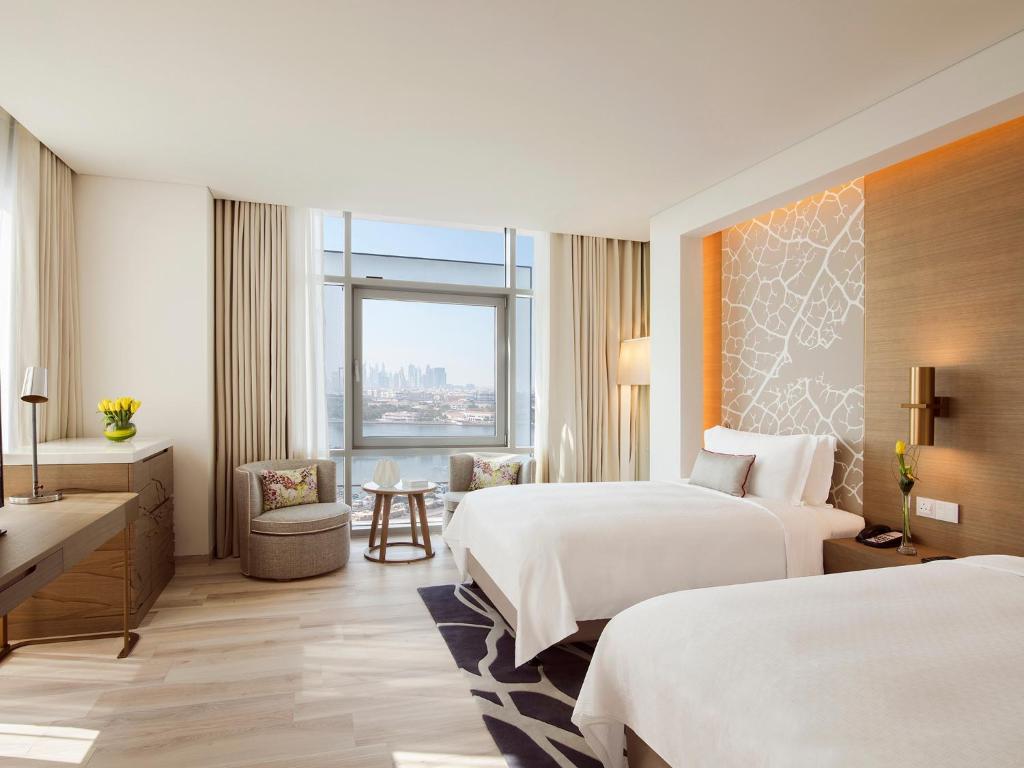 07 اتاق هتل 5 ستاره البندر روتانا کریک دبی Al bandar Rotana -Dubai Creek.jpg