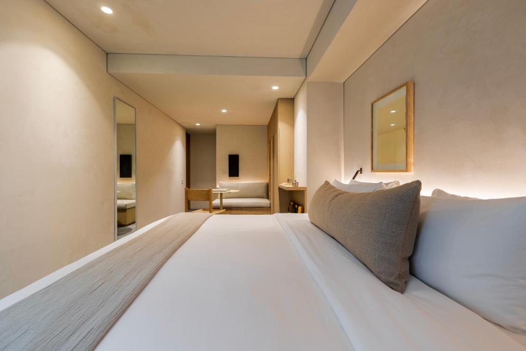 14-اتاق-هتل-لا-مارتین-استانبول-Lamartine-Hotel-.jpg