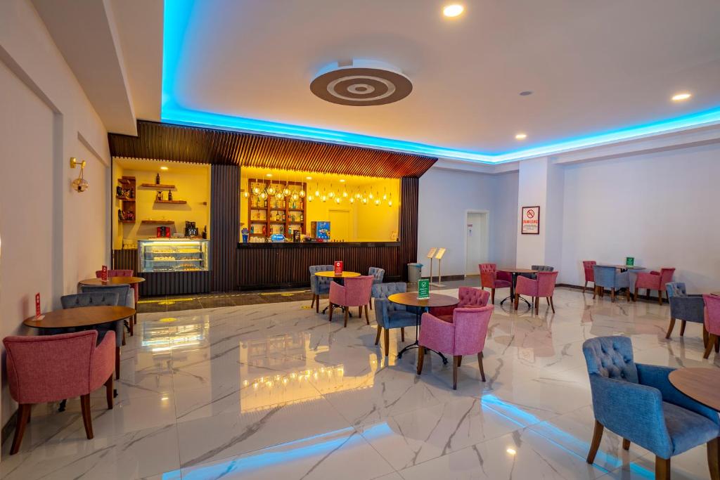 46-محوطه-هتل-4-ستاره-الدار-گاردن-ریزورت-آنتالیا- Eldar-Garden-Resort-Antalya-Grounds.jpg