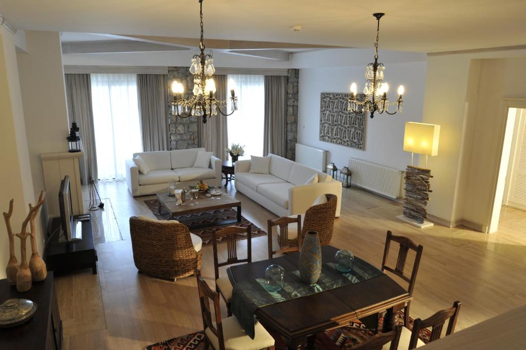 12 اتاق هتل 5 ستاره مارتی ریزورت مارماریس Marti Resort Deluxe Hotel Marmaris.jpg
