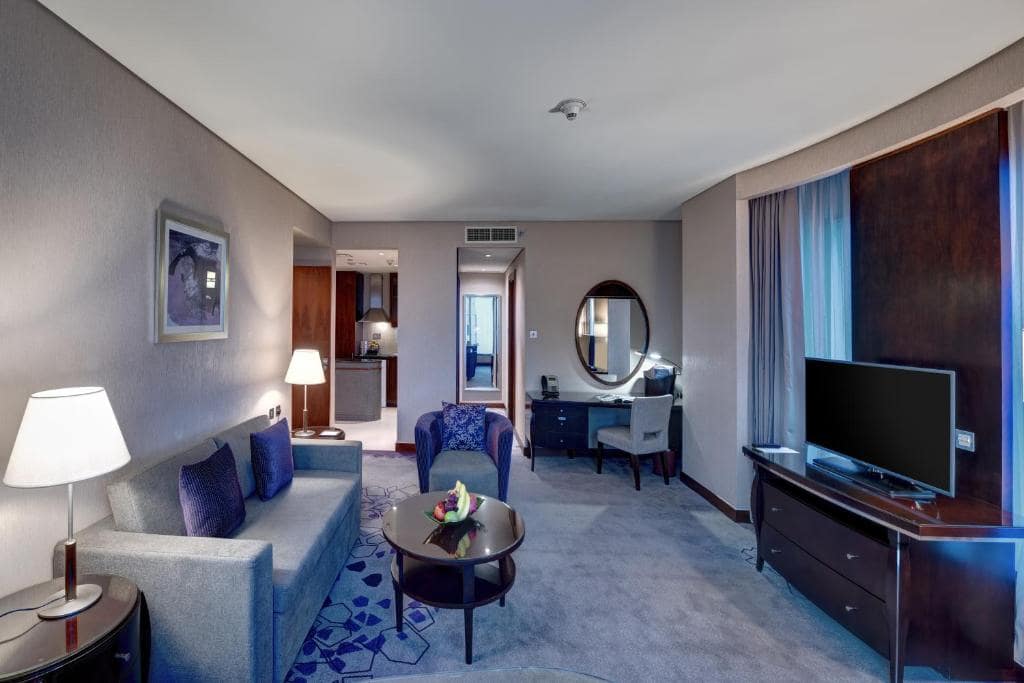10-اتاق-هتل-4-ستاره-رز-ریحان-بای-روتانا-دبی- Rose-Rayhaan-by-Rotana-Dubai-Room.jpg