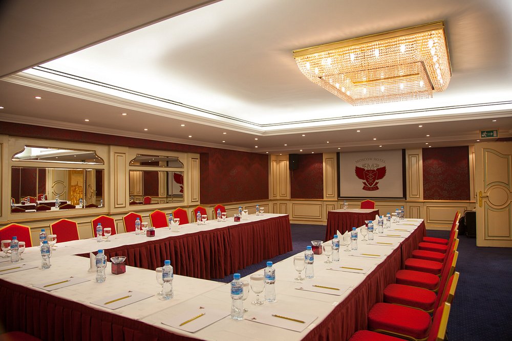 33-اتاق-کنفرانس-هتل-4-ستاره-مسکو-دبی- Moscow-Hotel-Dubai-Conference-Room.jpg