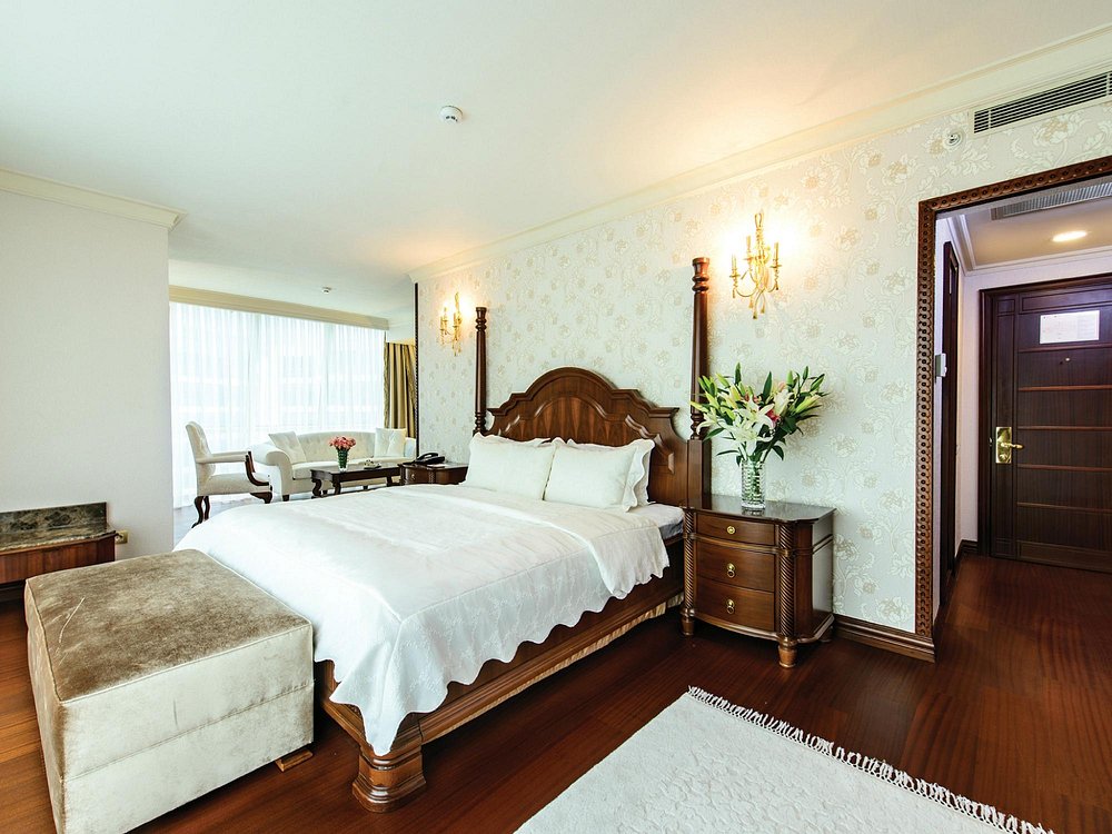 07-هتل-5-ستاره-الیت-ورد-تکسیم-استانبول-نمای-اتاق-Room-Hotel-5-Setare-Estanbul.jpg
