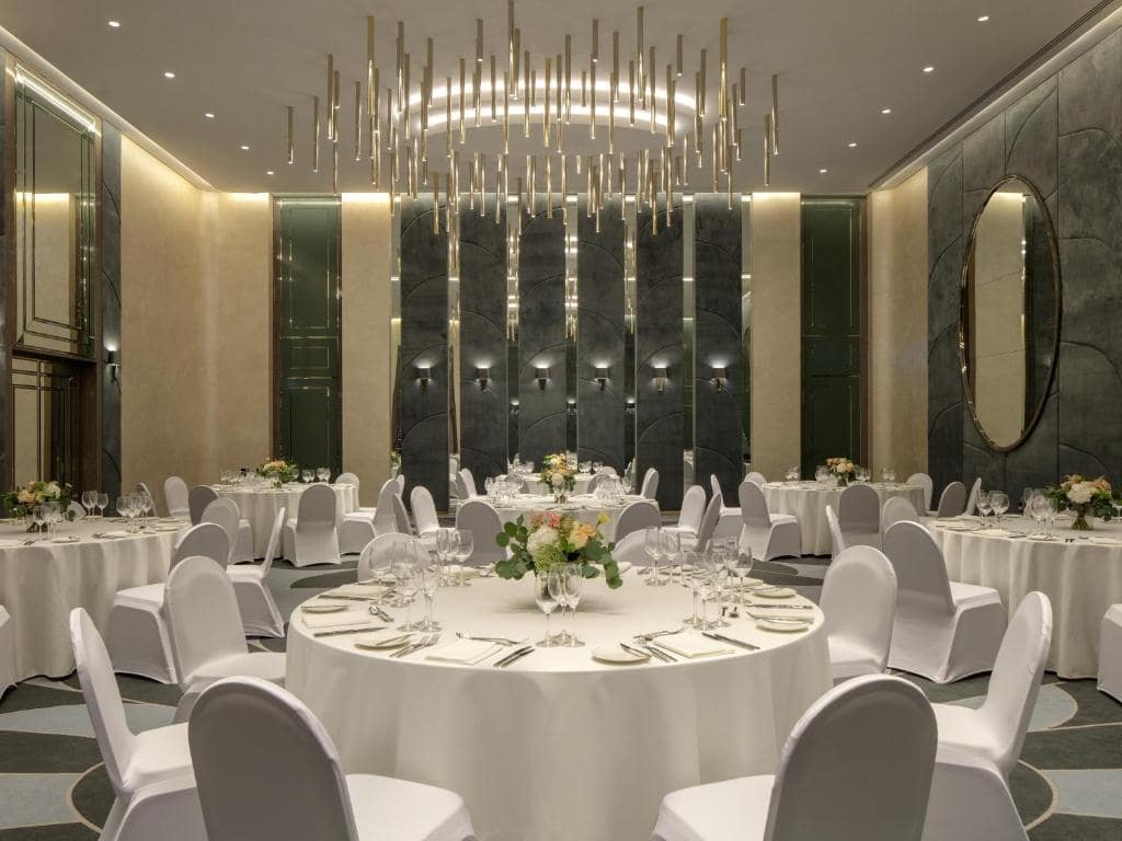 42-اتاق-کنفرانس-هتل-5-ستاره-هاید-دبی- Hyde-Hotel-Dubai-Conference-Room.jpg