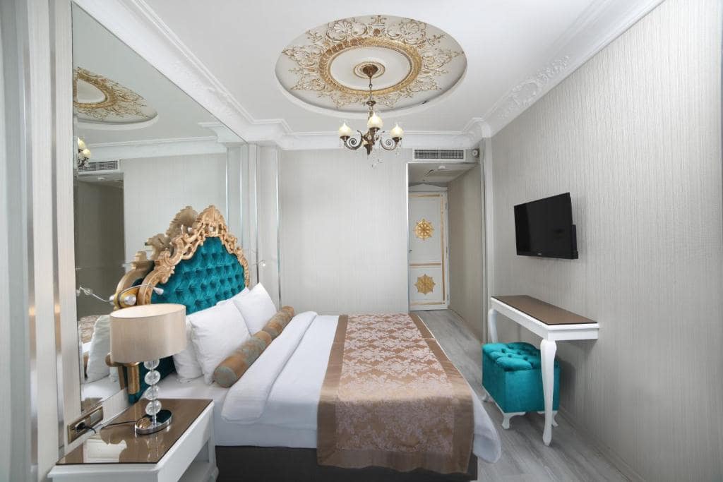05-نمای-اتاق-هتل-4-ستاره-وایت-مونارچ-استانبول-Room-Hotel-4-Setare-White-Monarch-Istanbul.jpg