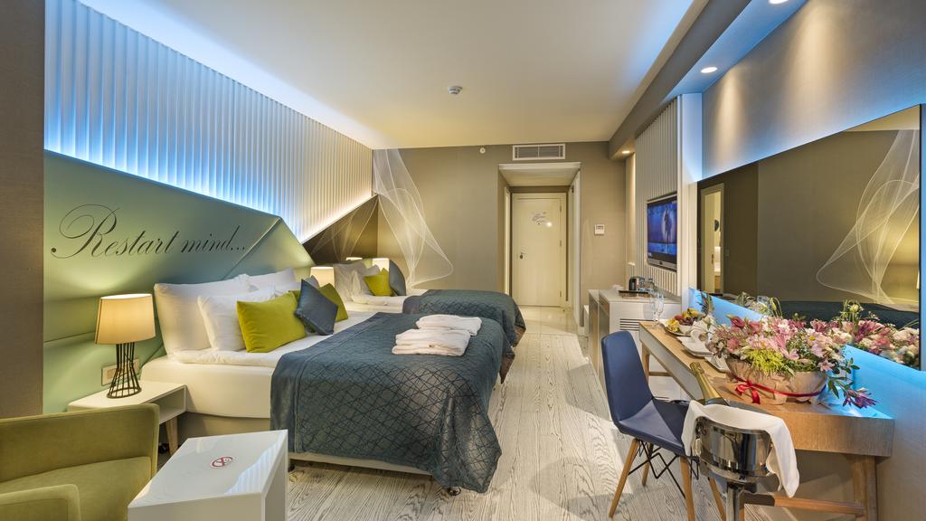 10 اتاق هتل 5 ستاره ویند آف لارا آنتالیا Wind of Lara hotel Antalya.jpg