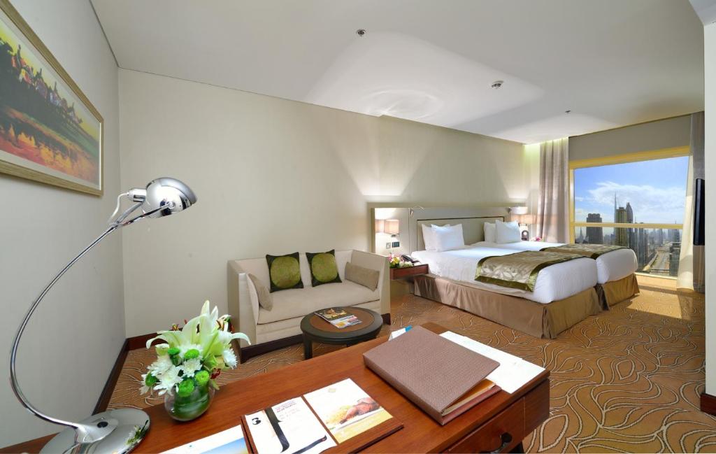 04 اتاق هتل 5 ستاره د تاور پلازا دبی The Tower Plaza Hotel Dubai.jpg