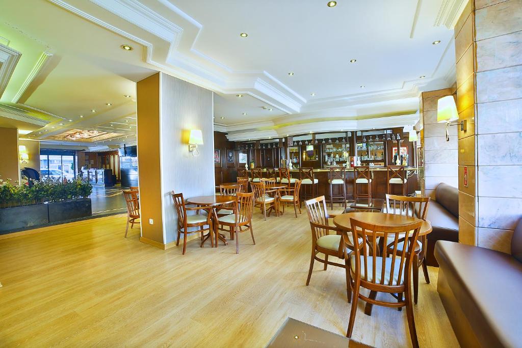 05-رستوران-Hotel-Grand-Emin-هتل-گرند-امین-استانبول.jpg