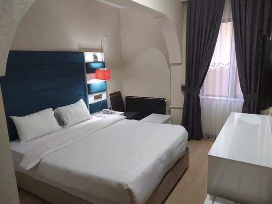 06 اتاق هتل 3 ستاره آتنا لایف وان Athena Life Otel Van.jpg