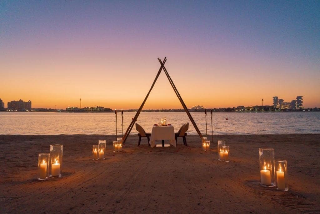 29-ساحل-هتل-5-ستاره-رویال-سنترال-د-پالم-دبی- Royal-Central-Hotel-The-Palm-Beach.jpg