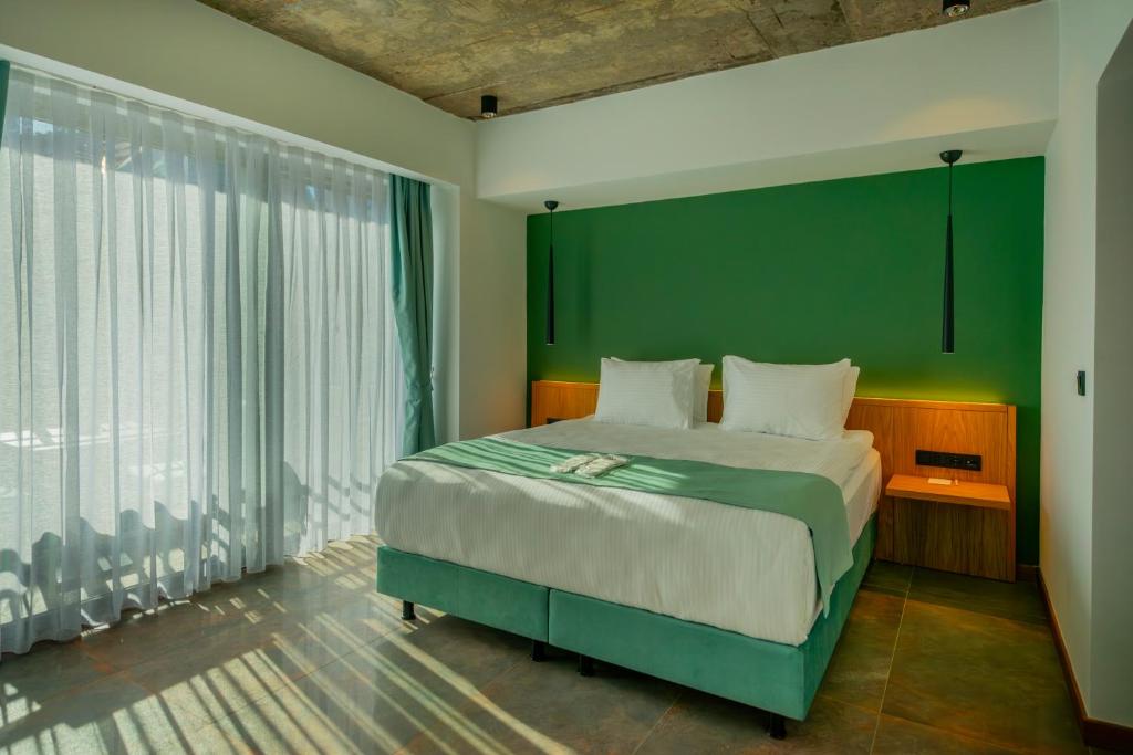 17 اتاق هتل 3 ستاره ناکاس سوئیتس فتحیه Nakas Hotel Fethiye.jpg