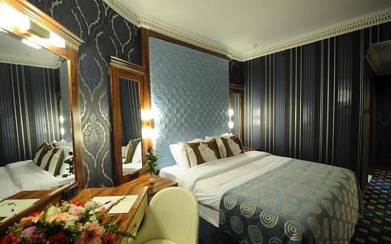 03 اتاق هتل 4 ستاره مریت شاه ماران وان Merit Sahmaran Hotel Van.jpg