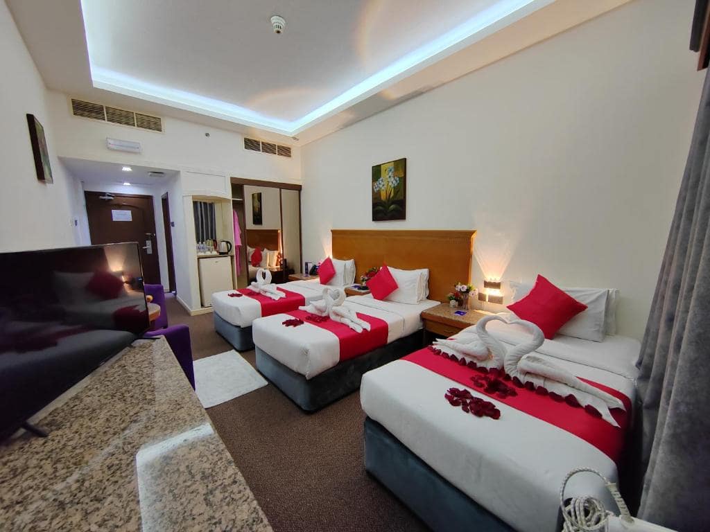 07-اتاق-خواب-هتل-3-ستاره-لی-پارادایس-پالاس-دبی- Le-Paradise-Palace-Dubai-Bedroom.jpg