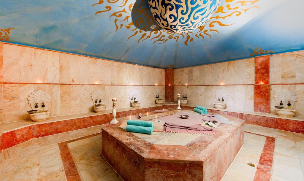 28 حمام ترکی هتل 5 ستاره میاروسا کمر بیچ آنتالیا Miarosa Kemer Beach hotel Antalya.jpg
