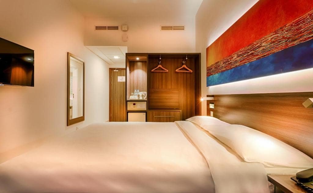 08-اتاق-خواب-هتل-3-ستاره-هتل-سیتی-مکس-البرشا-ات-د-مال-دبی- Citymax-Hotel-Al-Barsha-at-the-Mall-Dubai-Bedroom.jpg