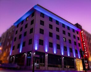هتل سلجوق شمس تبریزی قونیه Selcuk Hotel Sems-i Tebrizi Konya